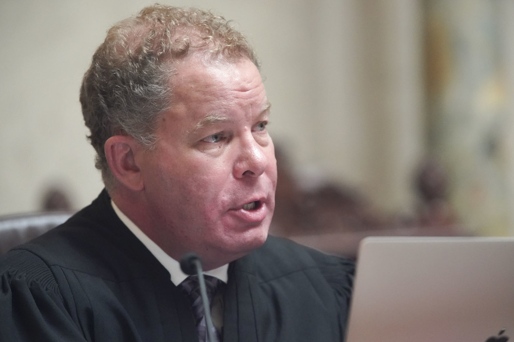 Justice Dan Kelly cited in traffic crash that injured 2